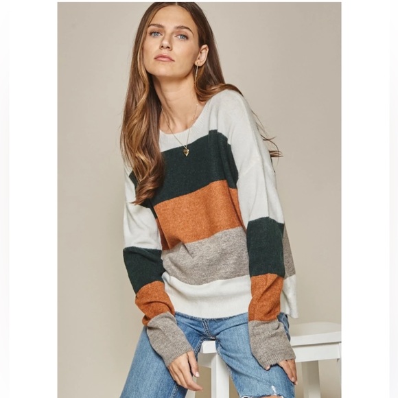 Doe & Rae Sweaters - Doe and Rae colorblock sweater